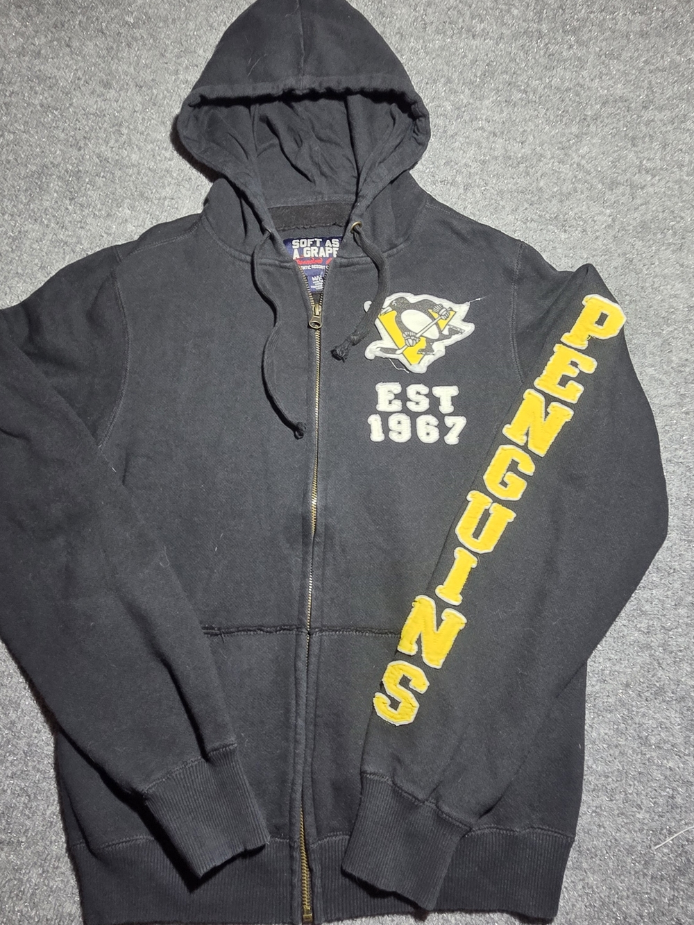 Pittsburgh Penguins Zip Hoodie Sweatshirt Size Medium Black EST 1967